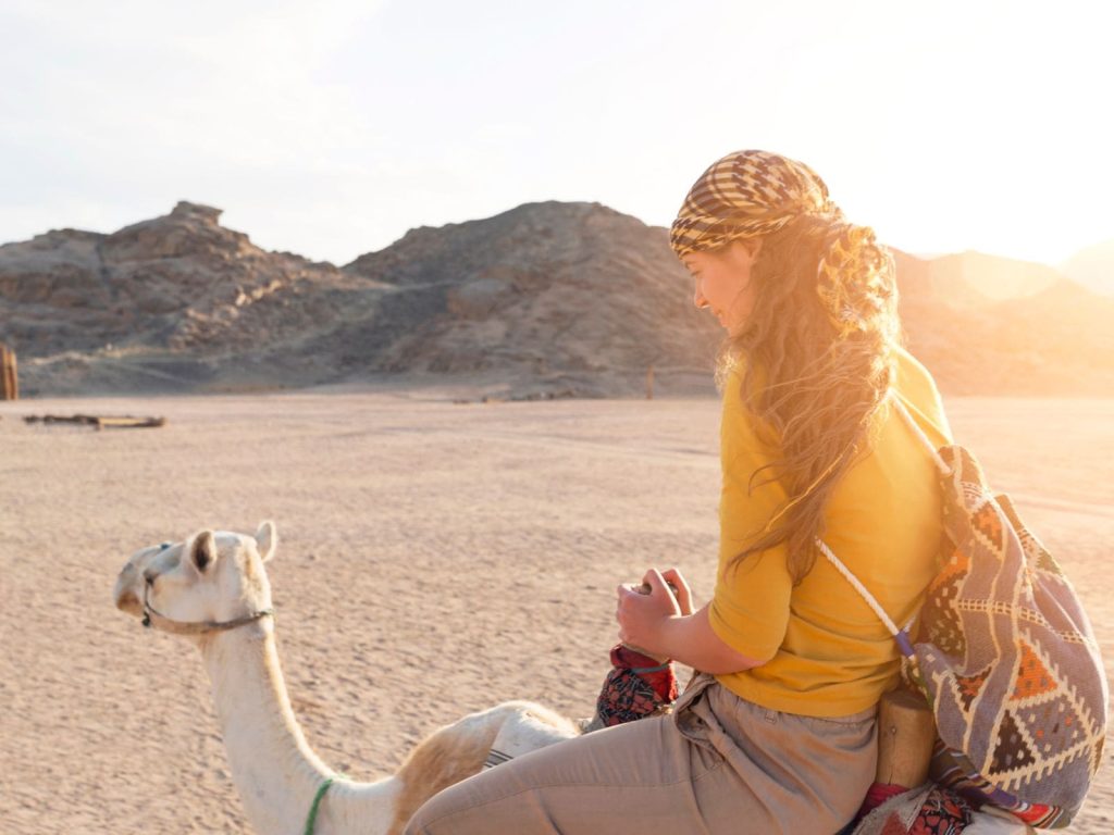 Cómo vestirse para un safari en el desierto de Dubai